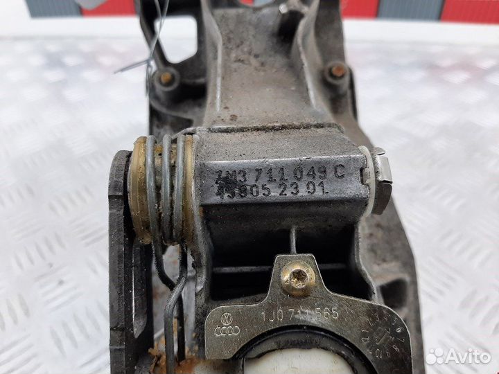 Кулиса кпп для Volkswagen Sharan 1 1221230