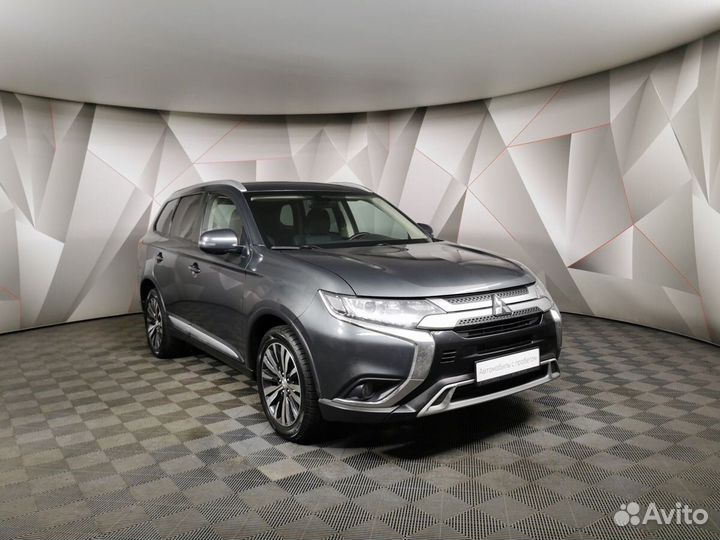 Mitsubishi Outlander 2.0 CVT, 2019, 135 837 км