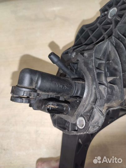 Педаль сцепления skoda vw audi