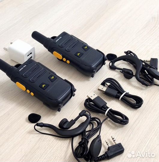 Рация с наушником, радиостанция с гарнитурой