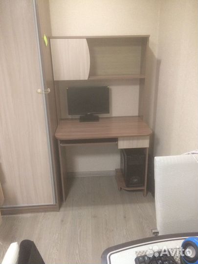 Стол компьютерный № 2