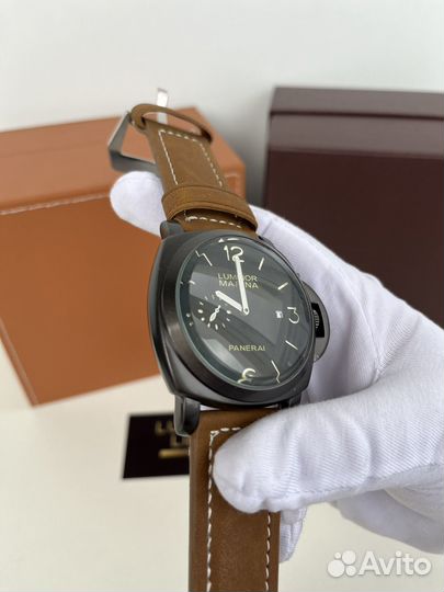 Panerai luminor marina часы