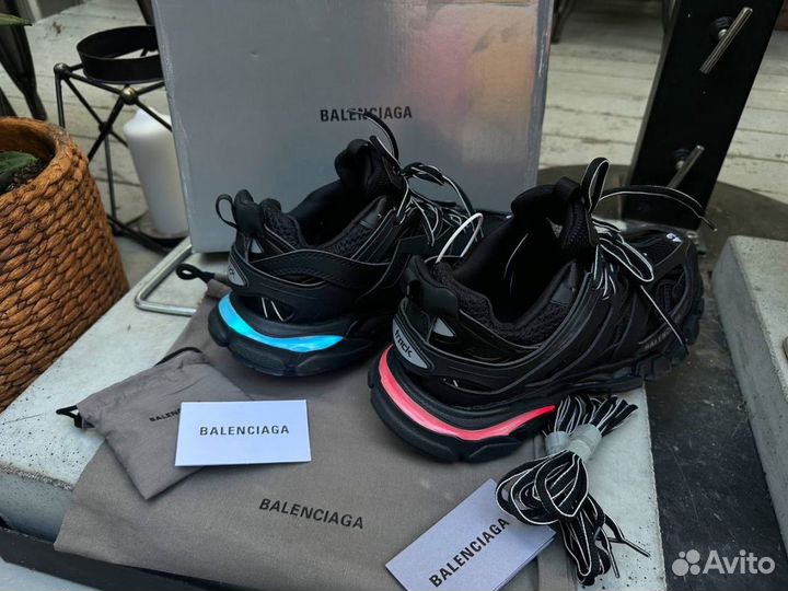 Кроссовки Balenciaga Track 1 LED