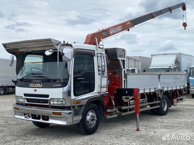 Бортовой грузовик Isuzu Forward (F-Series) с КМУ UNIC, 2004