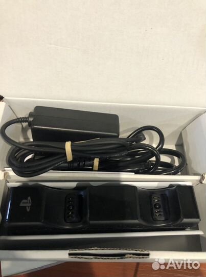 Зарядная станция для PS5 Sony CFI-ZDS1