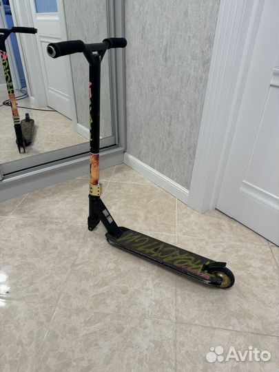 Трюковой самокат