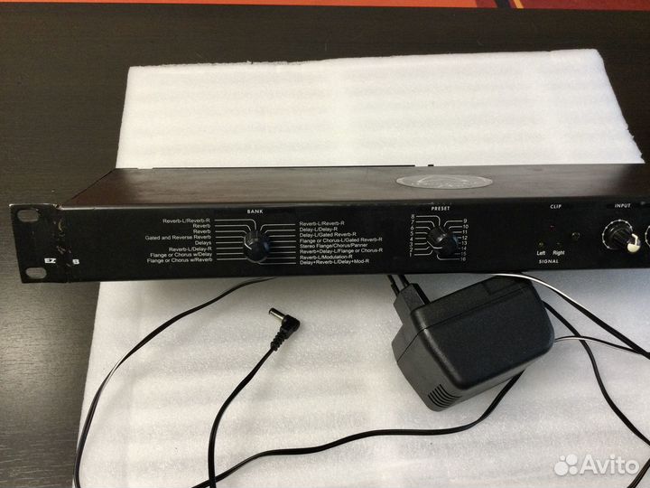 Процессор эффектов Wharfedale ezverb