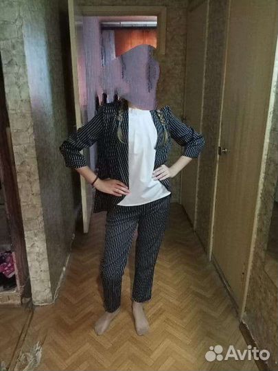 Костюм женский