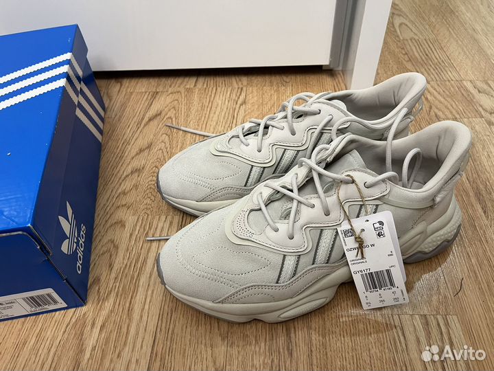 Кроссовки Adidas Ozweego