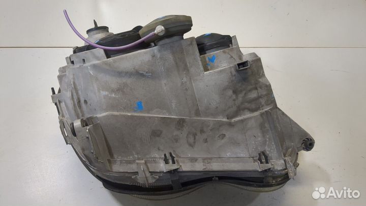 Фара (передняя) Mercedes C W203, 2003