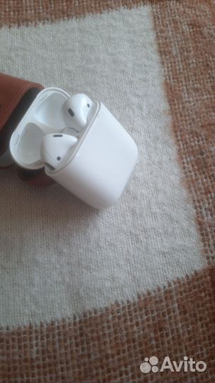 Airpods 2