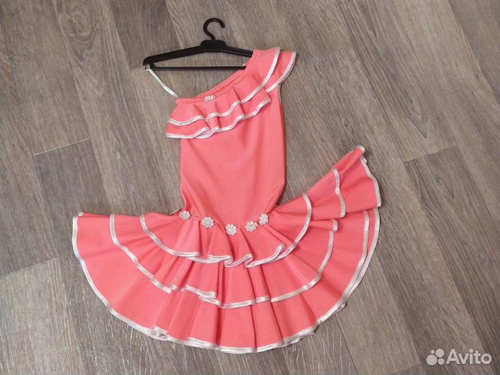 2 платья для танцев