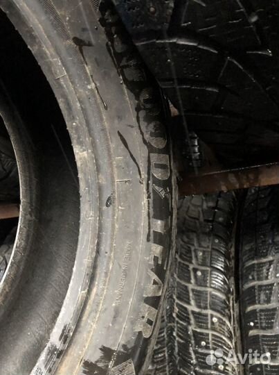 Goodyear UltraGrip Ice Arctic SUV 225/60 R16 103T