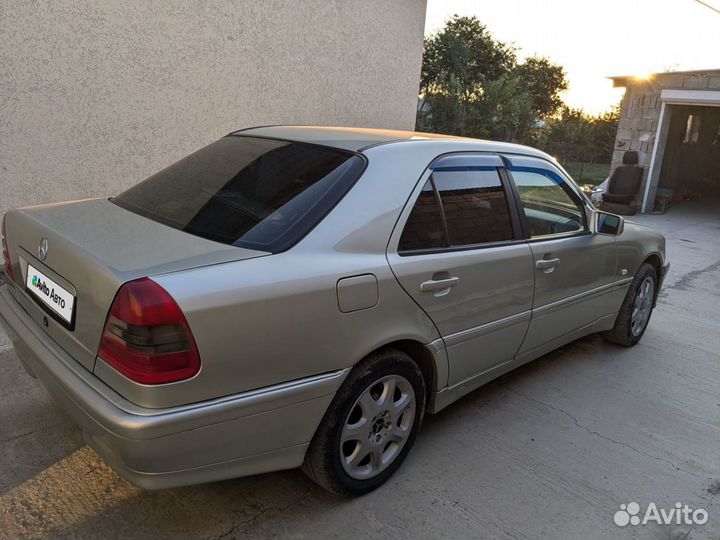 Mercedes-Benz C-класс 2.4 МТ, 1998, 450 000 км