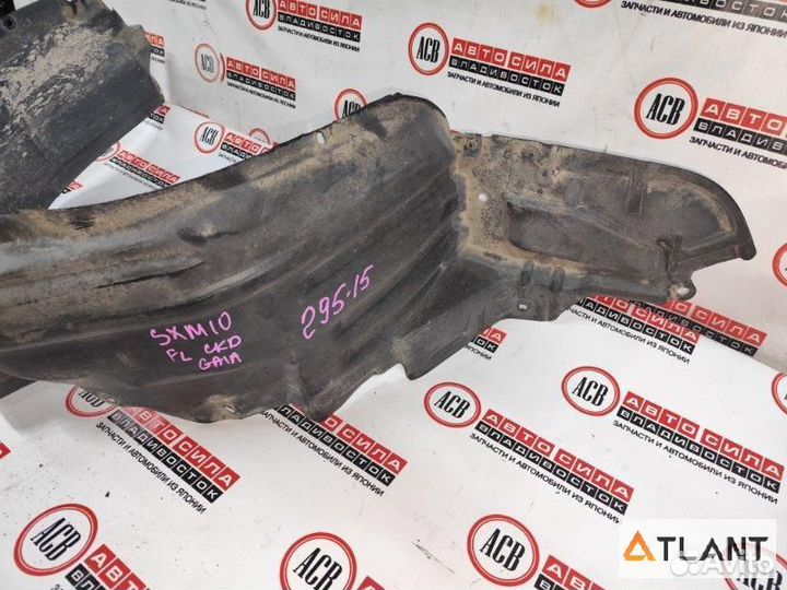 Подкрылок передний левый toyota gaia