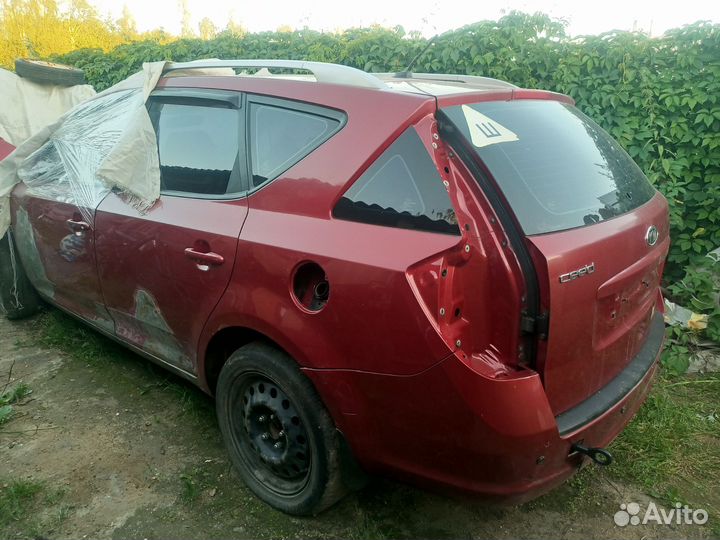 Кузов kia ceed ED 2010г