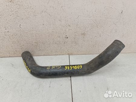 Патрубок системы охлаждения