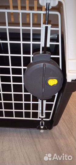 Переноска для кошек пластиковая