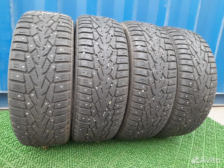 Nokian Tyres Hakkapeliitta 7 SUV 215/60 R17 109T