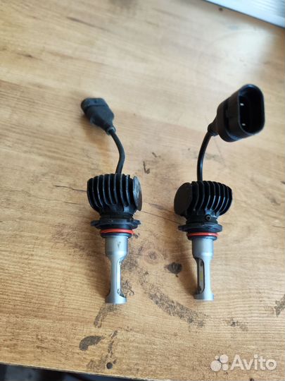 Лед лампочки HB4