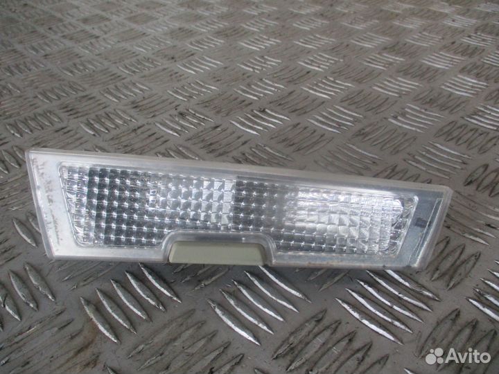 Фонарь салона Volvo 82694576