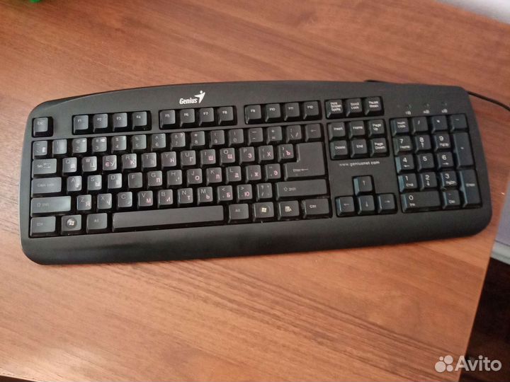 Клавиатура Genius KB-110