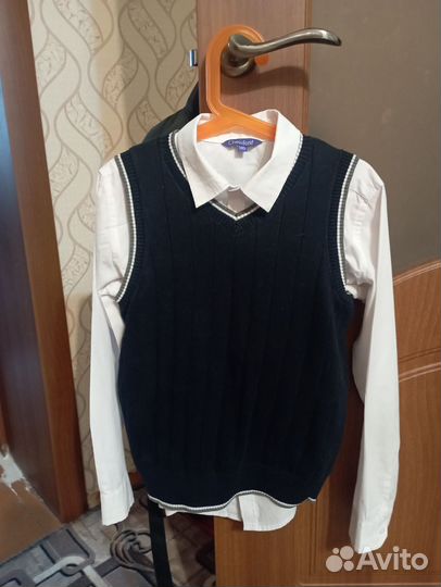 Жилетка для мальчика школьная