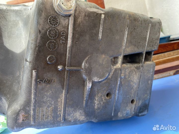 Поддон двигателя