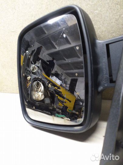 Зеркало левое Mercedes Vito W638 OM611 2002