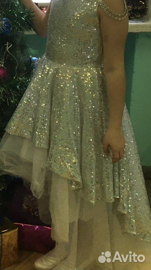 Продам платье для девочки