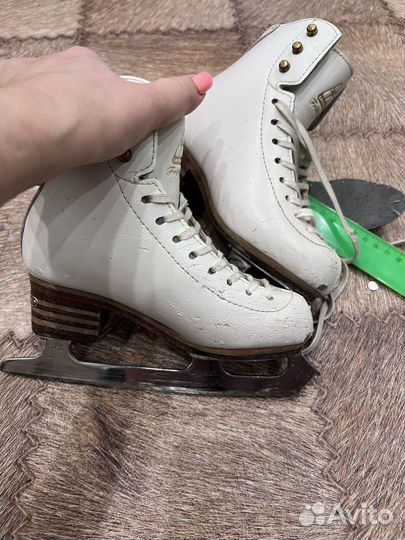 Фигурные коньки jackson artiste