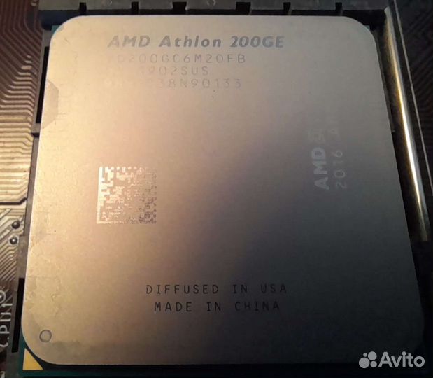 Процессор AMD Athlon 200ge