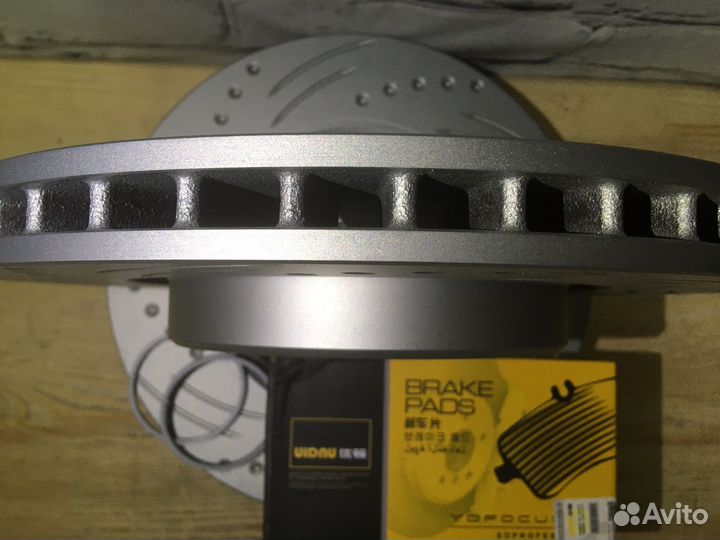 Передние тормозные диски колодки Chery Tiggo 8 Pro