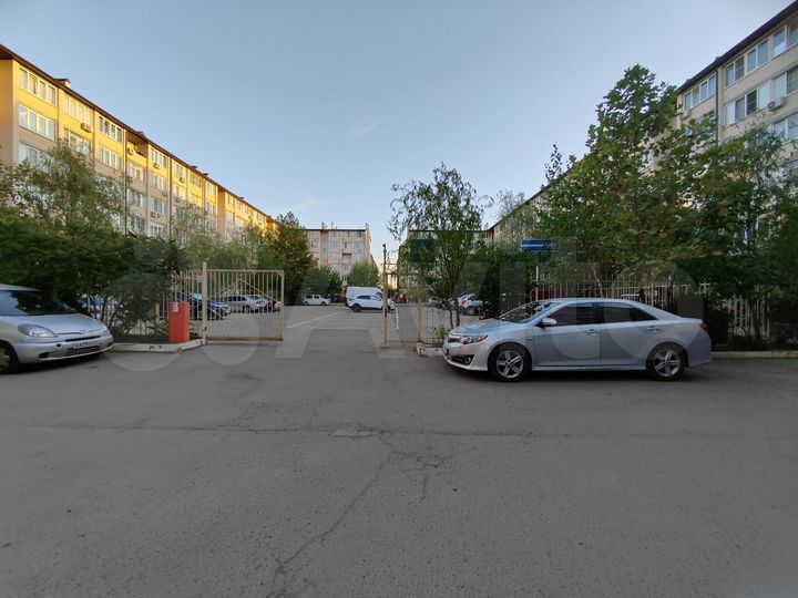 Машиноместо, 14 м²