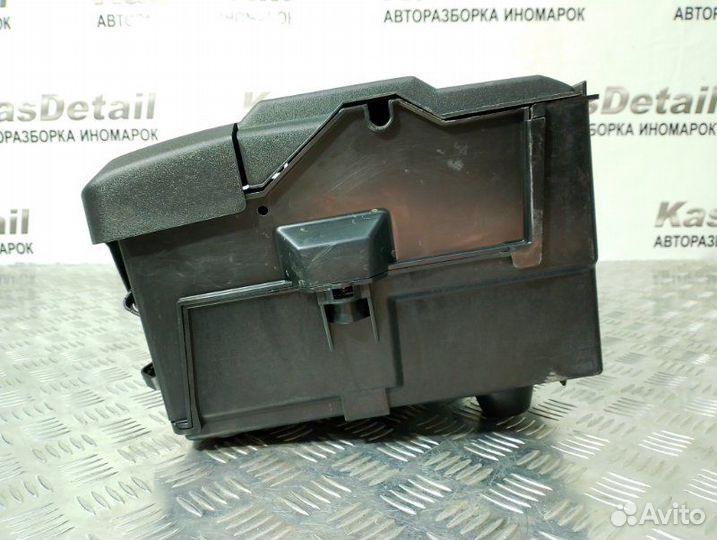 Короб аккумулятора Ford Focus 2 рест. 1.6 sida