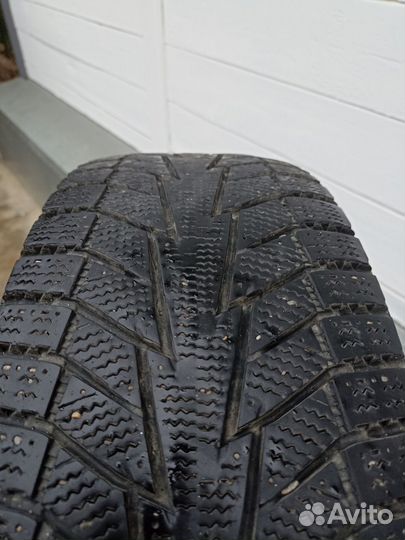 Hankook Winter I'Cept IZ2 195/65 R15 95T