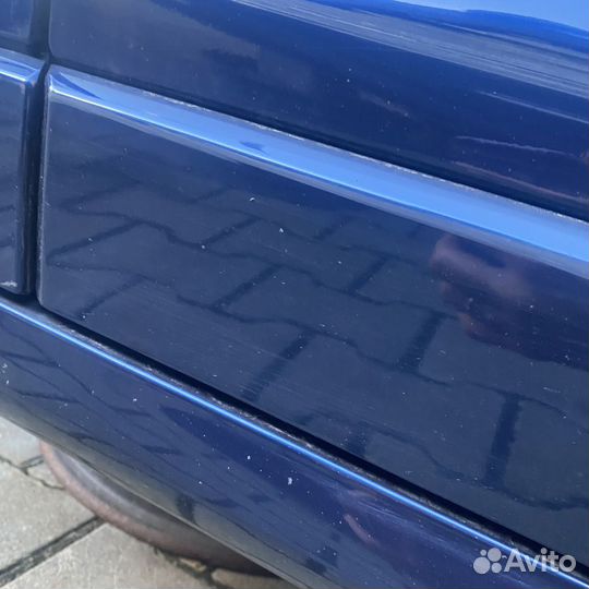 Молдинг передней двери Лев. Нижн. 51138052081 бмв