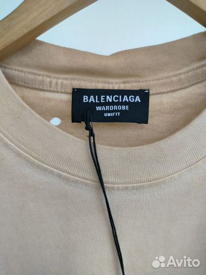 Футболка Balenciaga