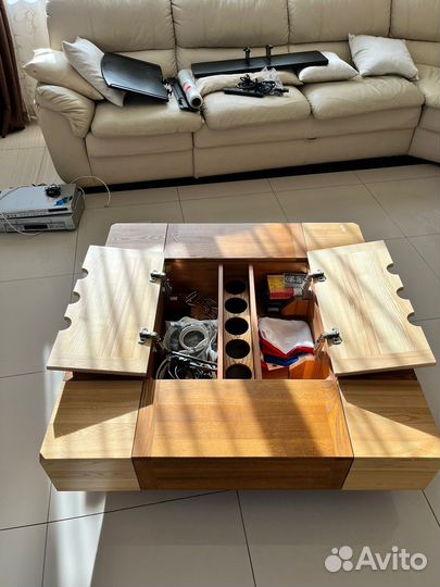 Журнальный столик