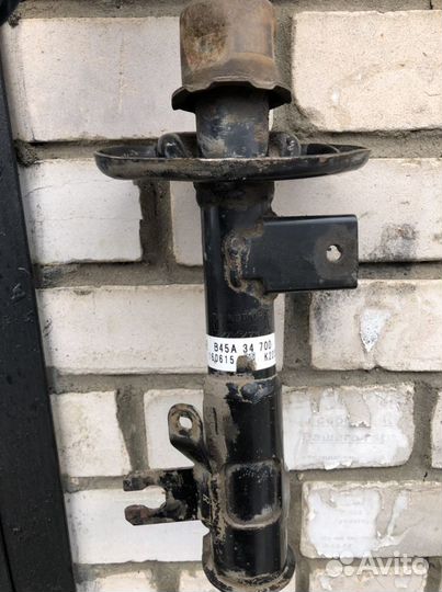 Запчасти Mazda3 BM (амортизатор, отбойники, руль)