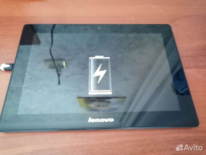 Планшет Lenovo