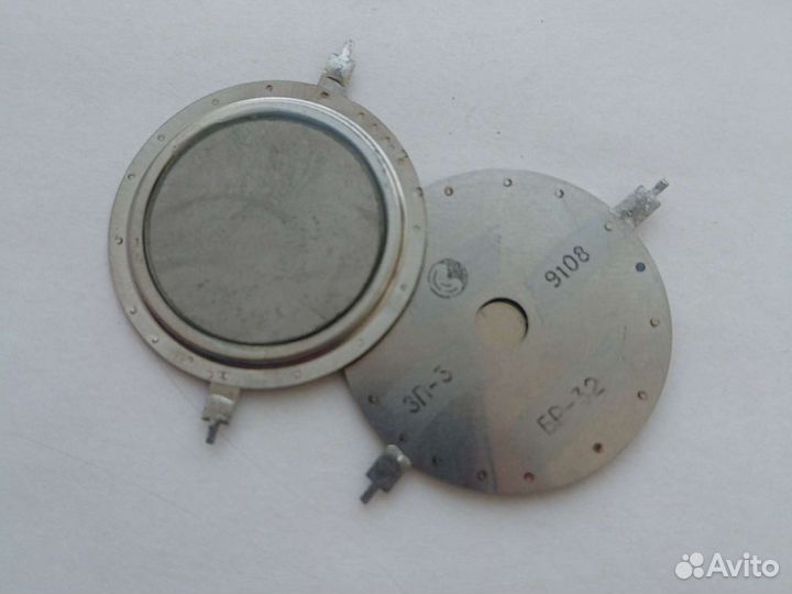 Крышки, корпуса и держатели для игр