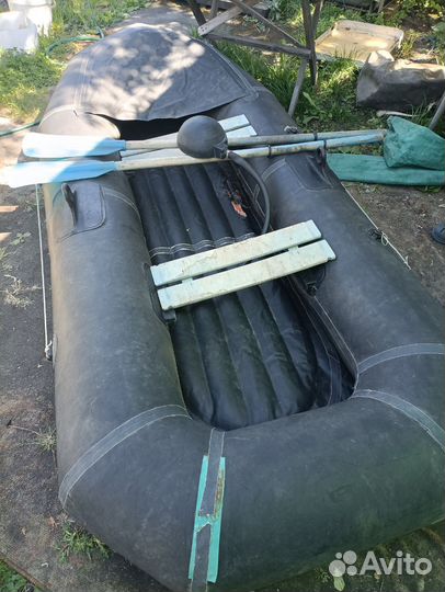 Лодка омега 21