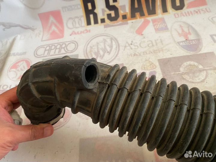 Патрубок воздушного фильтра audi Q5 8R