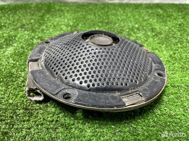 Динамик передний правый Toyota Land Cruiser HDJ81