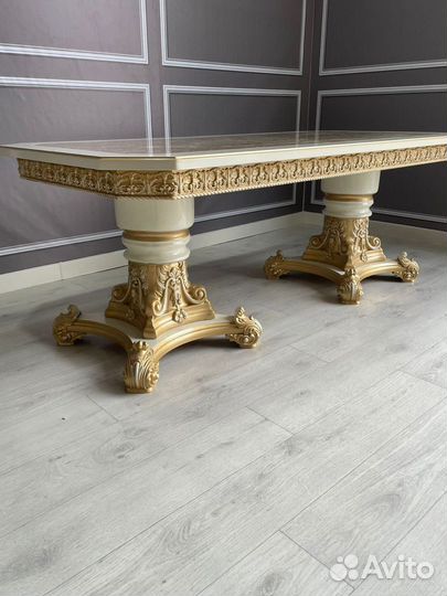 Стол кухонный барокко