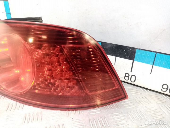Б/У Фонарь задний наружный правый#001
