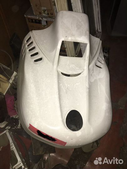 Капот на буран