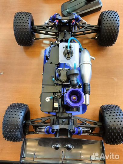 Машина на радиоуправлении с двс
