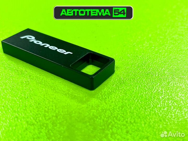 Флэш-накопитель USB 16Gb Pioneer